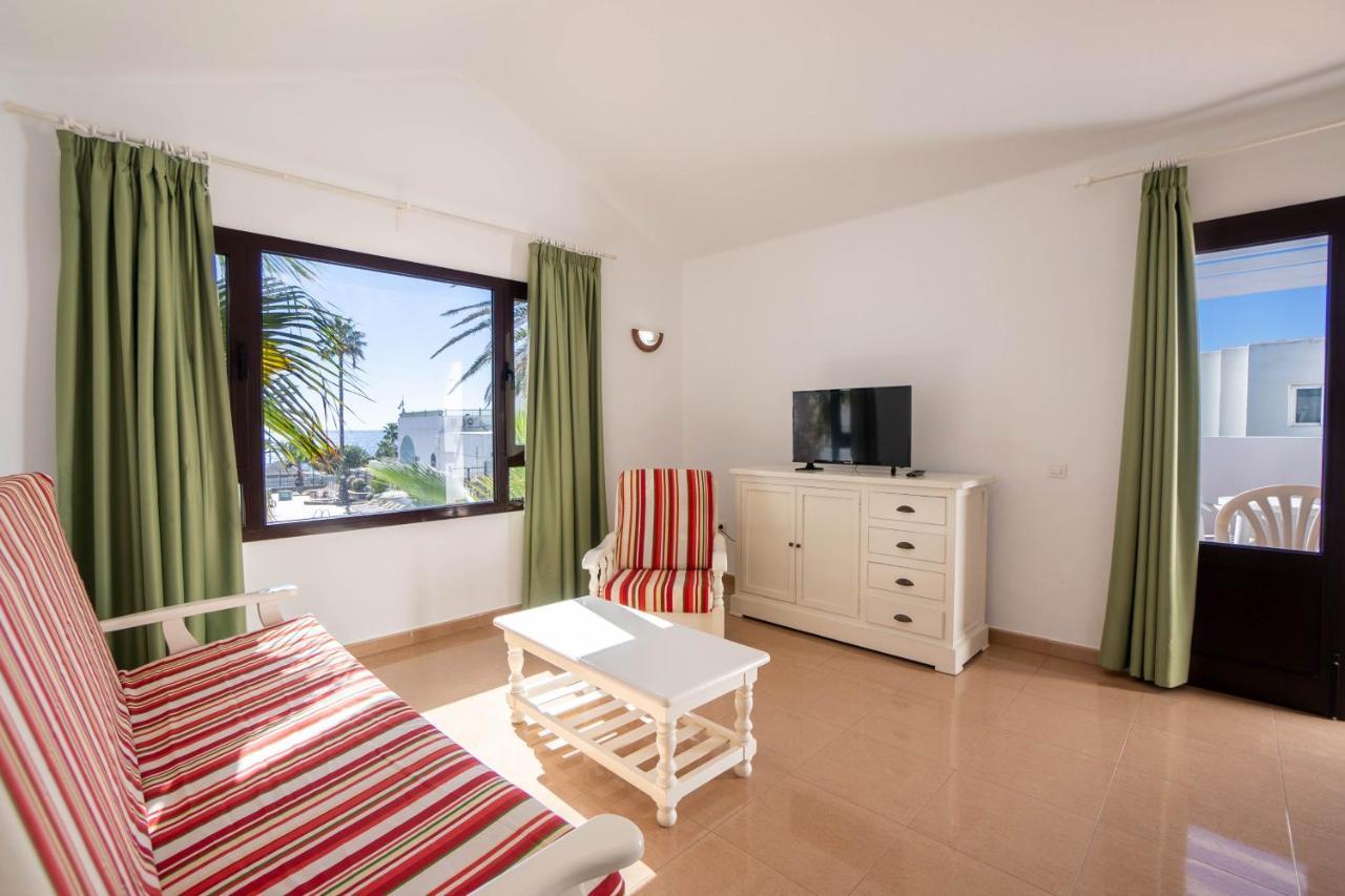 Apartamentos Flamingo Puerto del Carmen  Exterior photo
