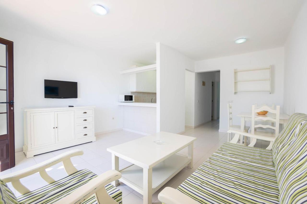 Apartamentos Flamingo Puerto del Carmen  Exterior photo