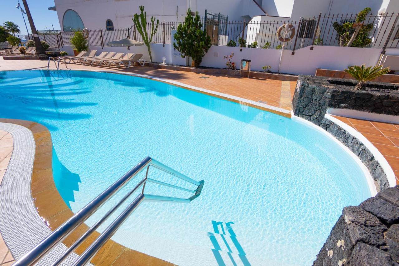 Apartamentos Flamingo Puerto del Carmen  Exterior photo