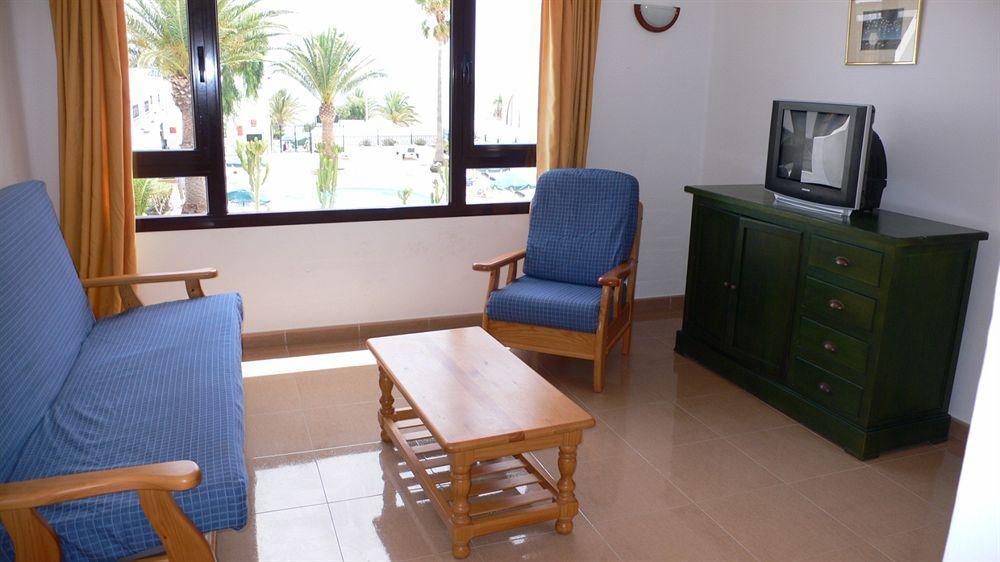 Apartamentos Flamingo Puerto del Carmen  Exterior photo
